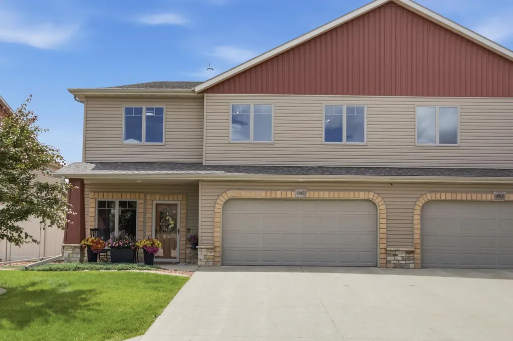 430 19th Avenue W West Fargo ND 58078