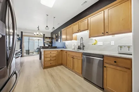 430 19th Avenue W West Fargo ND 58078