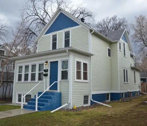 910 7th Street N Fargo ND 58102