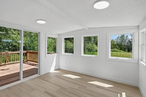 5868 Rice Lake Road Duluth MN 55803