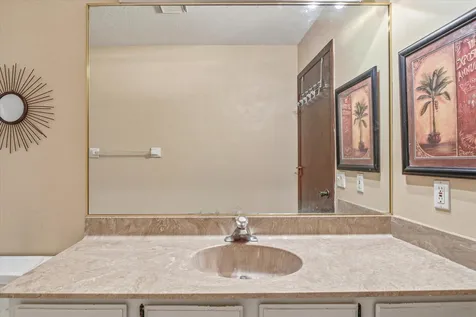 5473 E Brenner Pass Fridley MN 55432