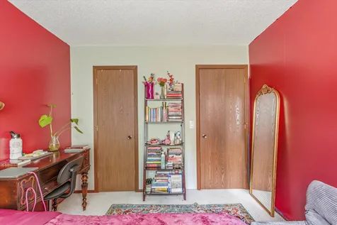 5473 E Brenner Pass Fridley MN 55432
