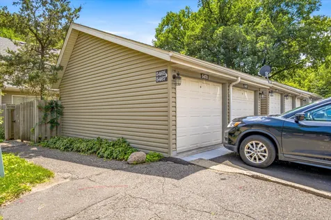 5473 E Brenner Pass Fridley MN 55432