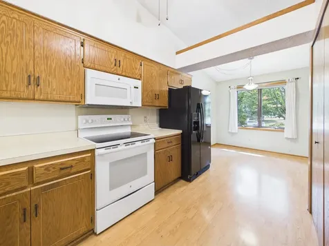 14387 Embry Path Apple Valley MN 55124