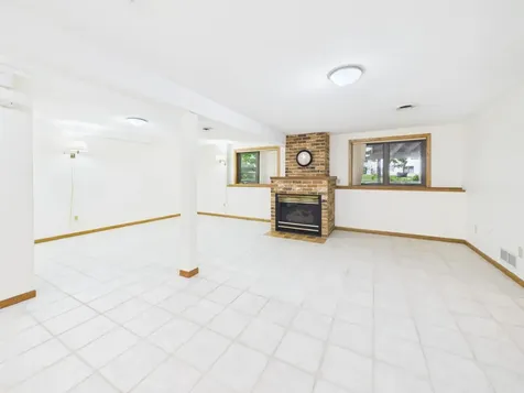 14387 Embry Path Apple Valley MN 55124