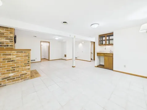 14387 Embry Path Apple Valley MN 55124