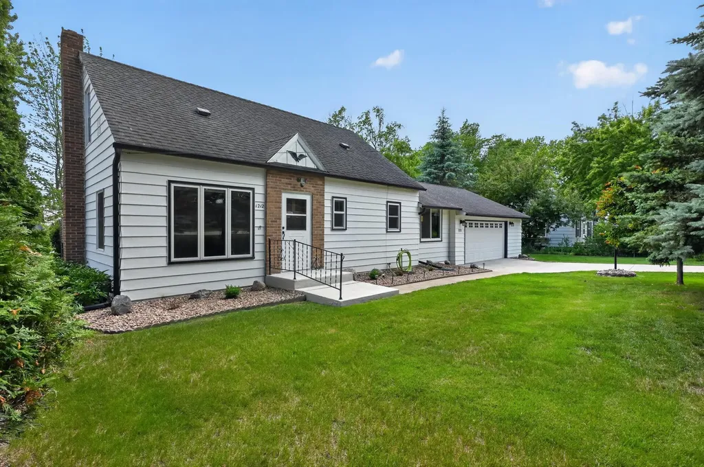 1212 Latoka Drive SW Alexandria MN 56308