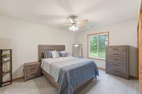 2013 E Oak Knoll Drive NE Alexandria MN 56308