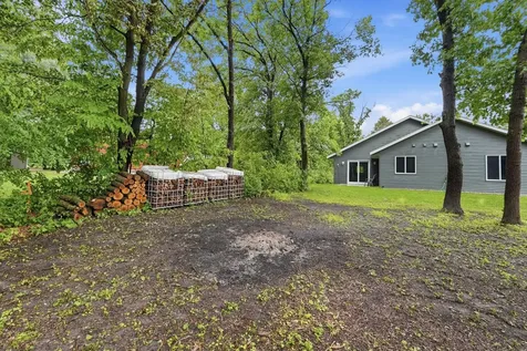 2013 E Oak Knoll Drive NE Alexandria MN 56308