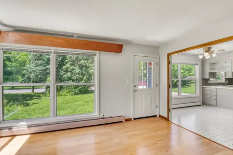 607 Maplewood Drive SE Pelican Rapids MN 56572