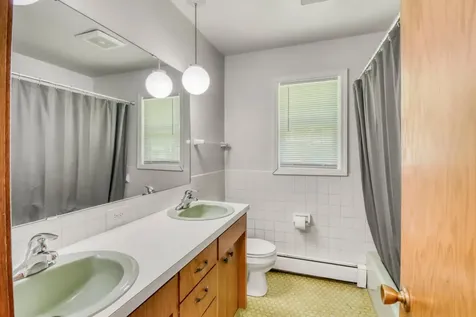 607 Maplewood Drive SE Pelican Rapids MN 56572
