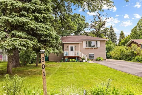 301 Wall Avenue Horace ND 58047