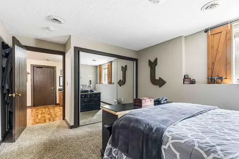 301 Wall Avenue Horace ND 58047
