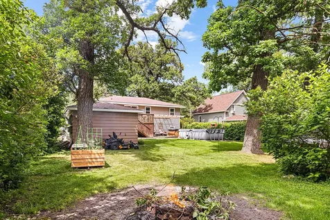 301 Wall Avenue Horace ND 58047