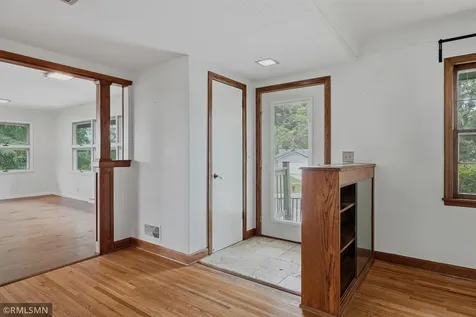 3101 Armour Terrace Saint Anthony MN 55418