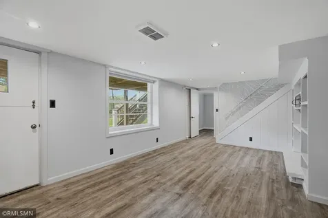 3101 Armour Terrace Saint Anthony MN 55418