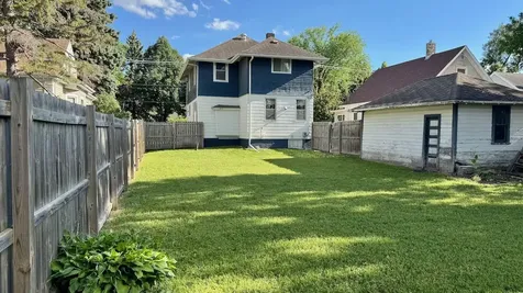 112 7th Avenue S Moorhead MN 56560