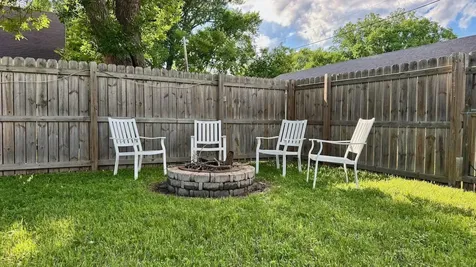 112 7th Avenue S Moorhead MN 56560