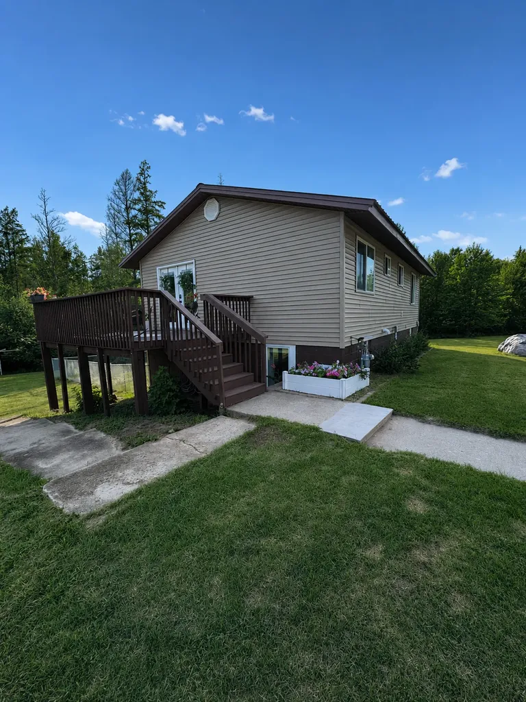 39859 County Road 63 Cohasset MN 55721