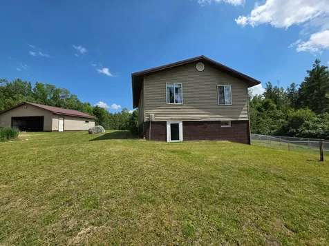 39859 County Road 63 Cohasset MN 55721