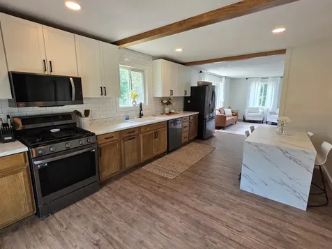 39859 County Road 63 Cohasset MN 55721