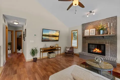 9040 E Sunrise Circle Eden Prairie MN 55347