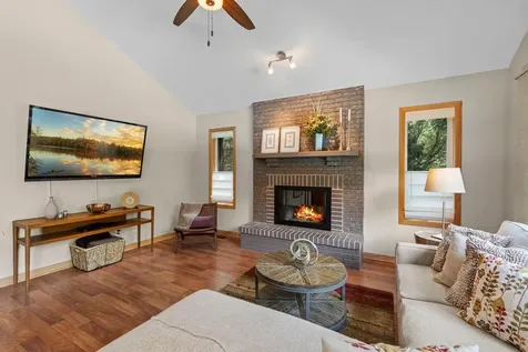 9040 E Sunrise Circle Eden Prairie MN 55347