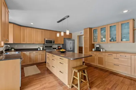 9040 E Sunrise Circle Eden Prairie MN 55347