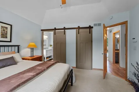 9040 E Sunrise Circle Eden Prairie MN 55347