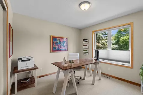 9040 E Sunrise Circle Eden Prairie MN 55347