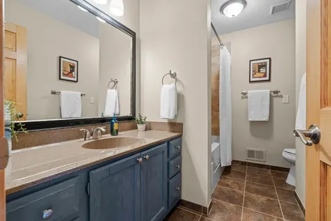 9040 E Sunrise Circle Eden Prairie MN 55347