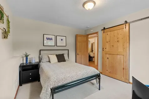9040 E Sunrise Circle Eden Prairie MN 55347