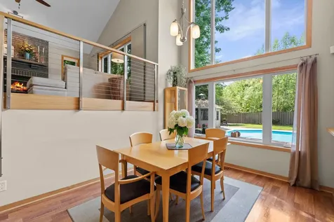 9040 E Sunrise Circle Eden Prairie MN 55347