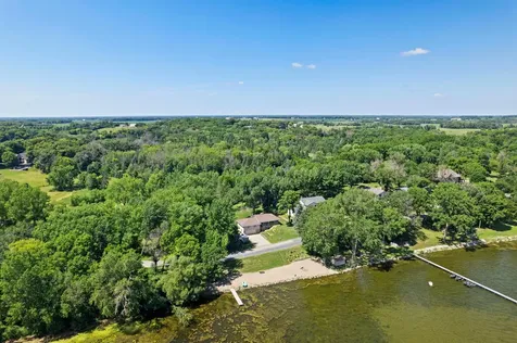 11040 N Shore Road Waconia MN 55387