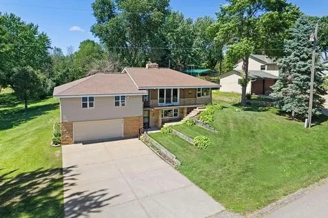 11040 N Shore Road Waconia MN 55387