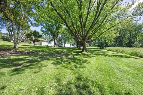11040 N Shore Road Waconia MN 55387