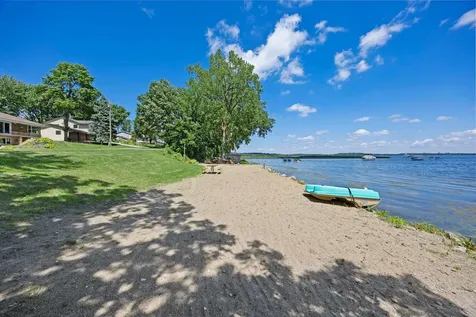11040 N Shore Road Waconia MN 55387