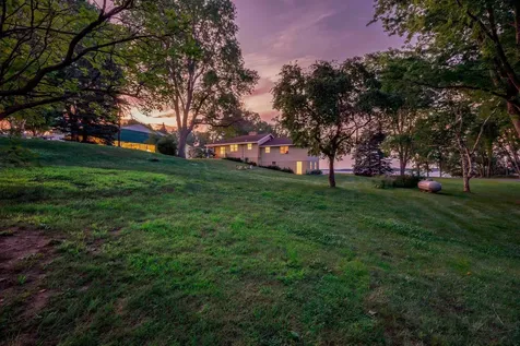 11040 N Shore Road Waconia MN 55387