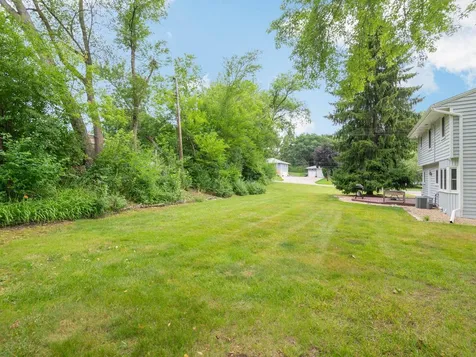 8108 Ensign Curve Bloomington MN 55438