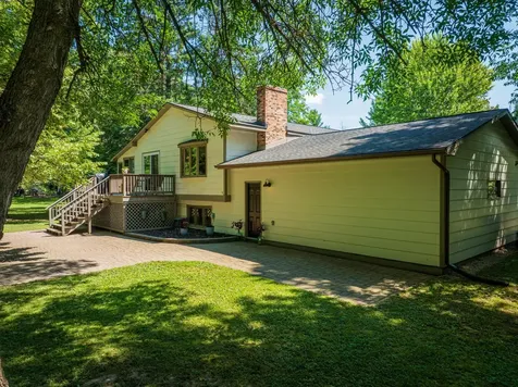 603 Old Highway 61 N Hinckley MN 55037