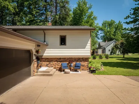 603 Old Highway 61 N Hinckley MN 55037