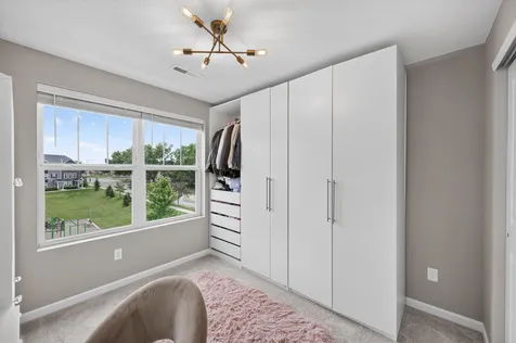 781 Midtown Lane New Brighton MN 55112