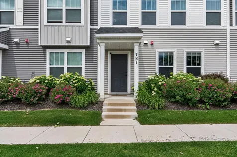 781 Midtown Lane New Brighton MN 55112
