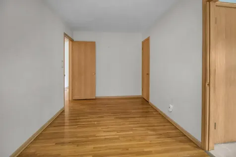 1957 Payne Avenue Maplewood MN 55117