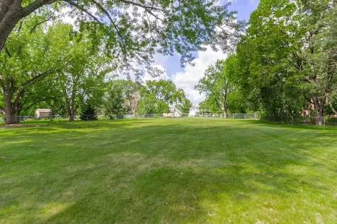 1957 Payne Avenue Maplewood MN 55117