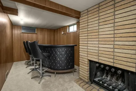1957 Payne Avenue Maplewood MN 55117