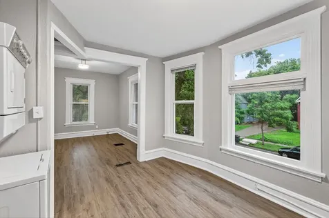 812 7th Street SE Minneapolis MN 55414