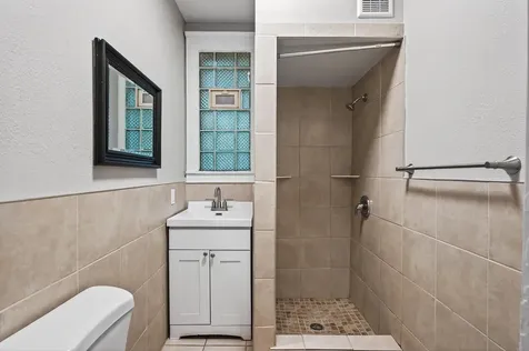 812 7th Street SE Minneapolis MN 55414