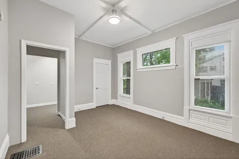 812 7th Street SE Minneapolis MN 55414
