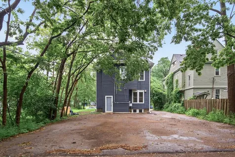 812 7th Street SE Minneapolis MN 55414